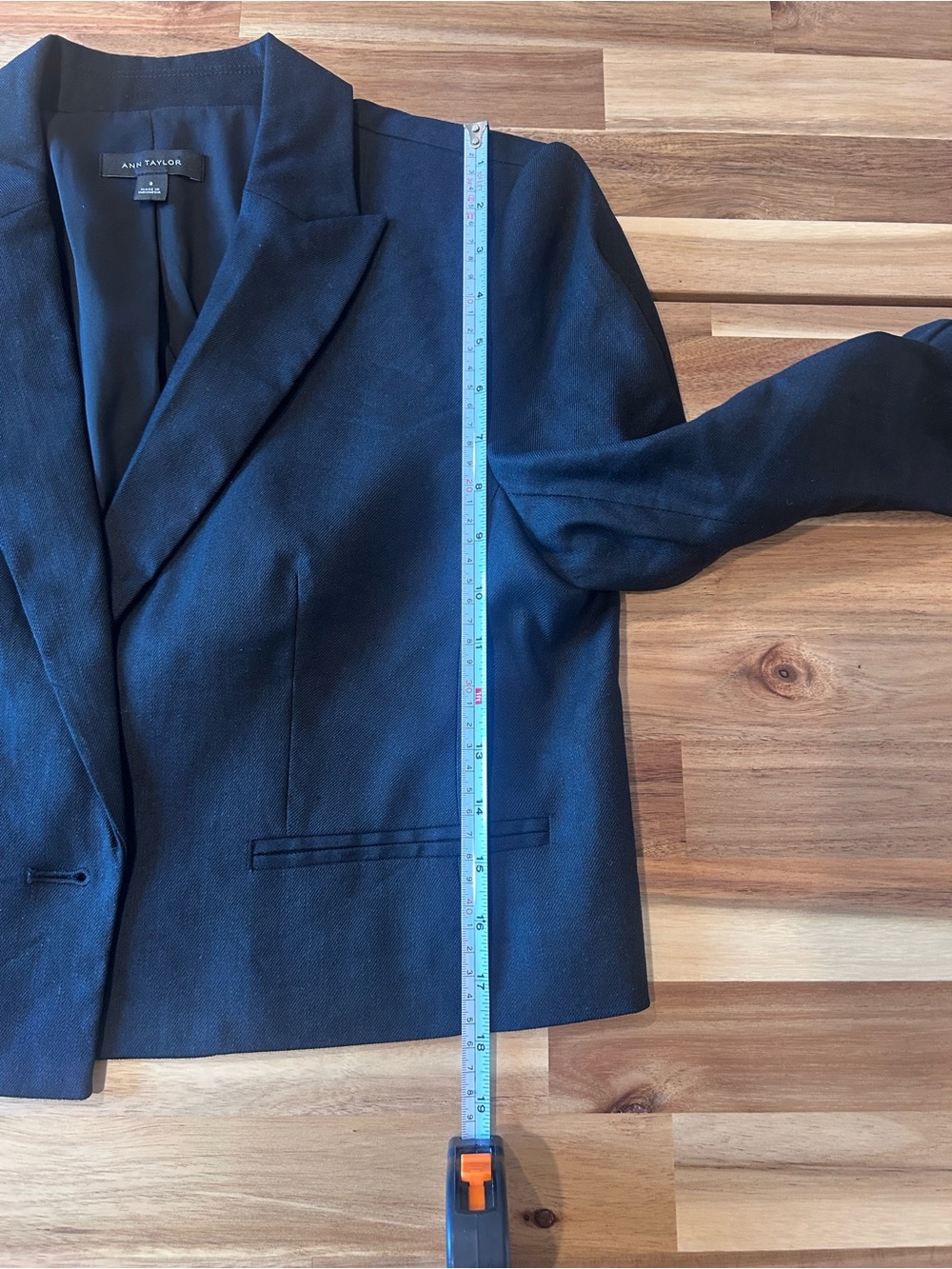 Ann Taylor Cropped Blazer Women’s Size 8 Black Peak Lapel One Button Linen Blend - Picture 9 of 10